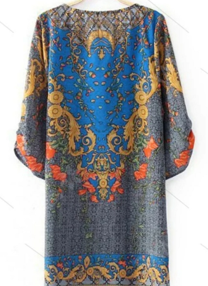 Bohemia V-Neck - Picture 6 of 8